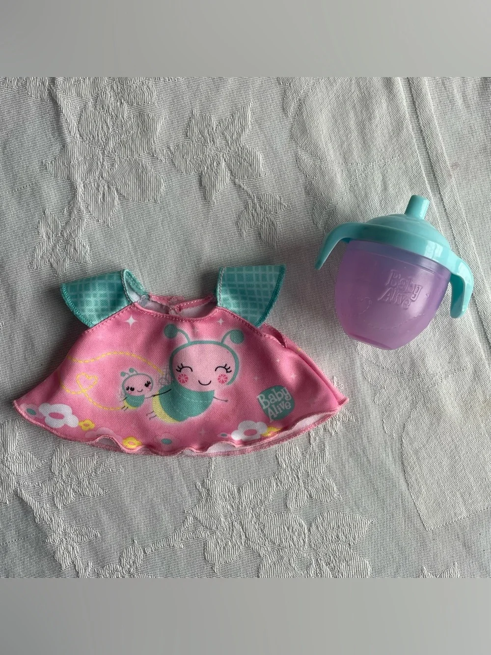 Baby Alive Twinkles ‘n Tinkles Doll Shirt Sippy Cup cream Tube Lot Replacement